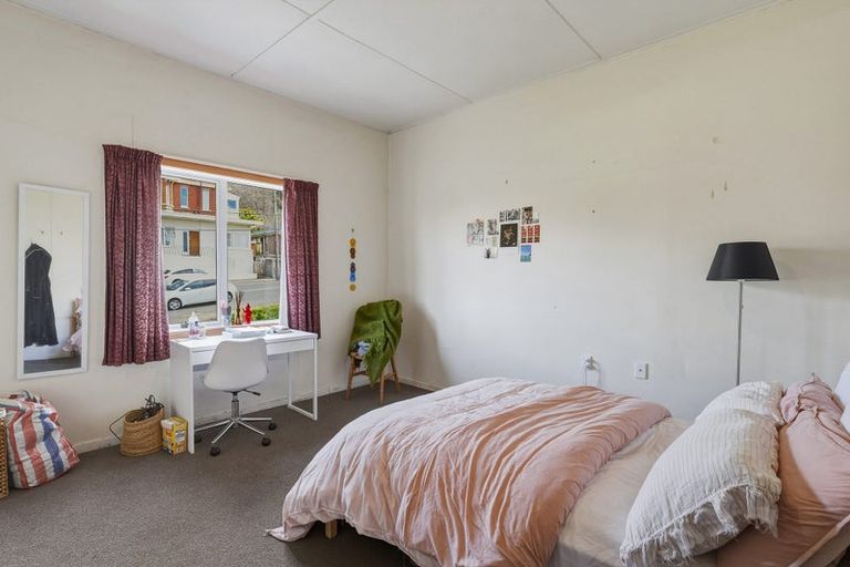 Photo of property in 66 Royal Terrace, Dunedin Central, Dunedin, 9016