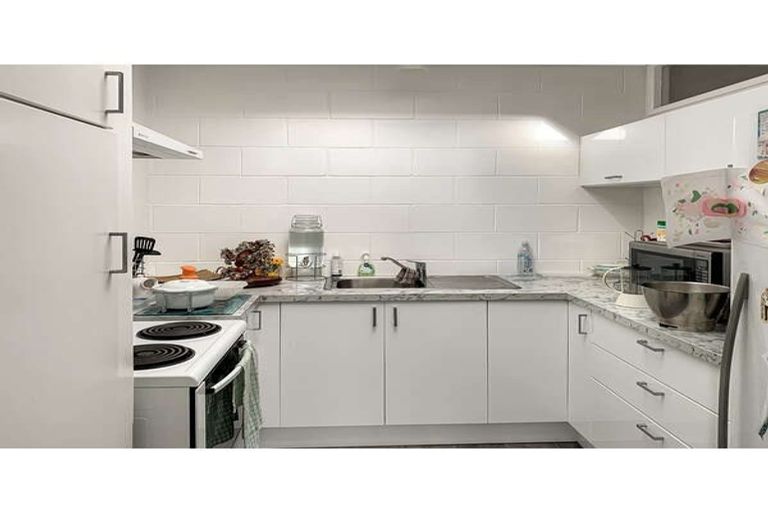 Photo of property in 13g Hereford Street, Levin, 5510