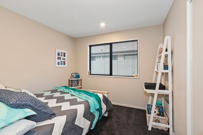 Photo of property in 52 Bamber Crescent, Halswell, Christchurch, 8025