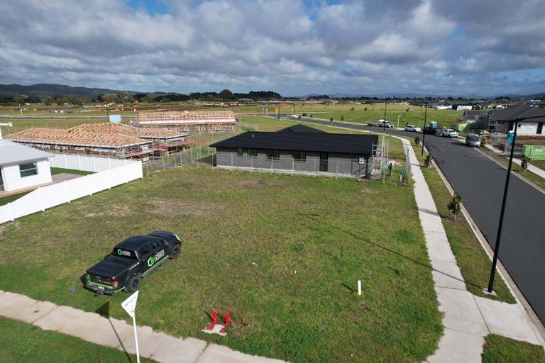 Photo of property in 2 Taurangawaka Road, One Tree Point, 0118