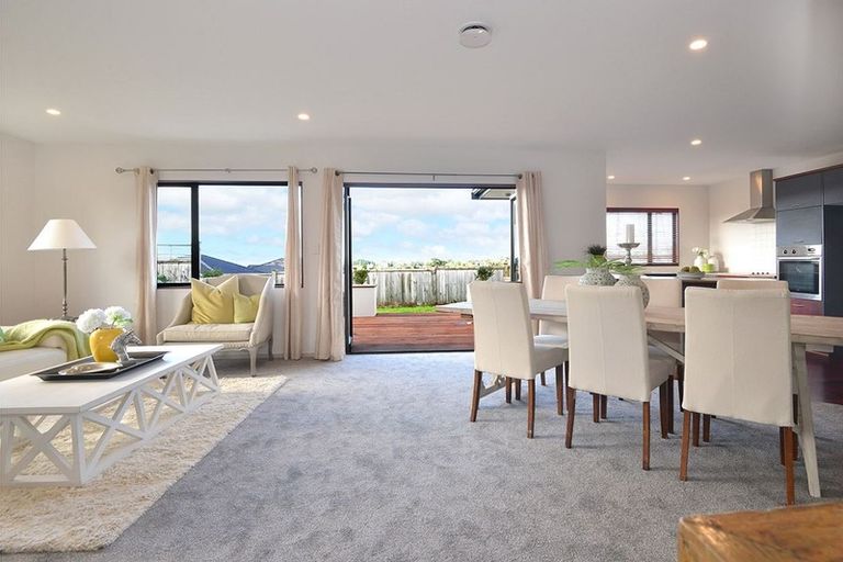 Photo of property in 47 Richfield Crescent, Westgate, Auckland, 0614