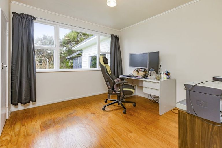Photo of property in 63 Orchard Street, Avondale, Auckland, 1026