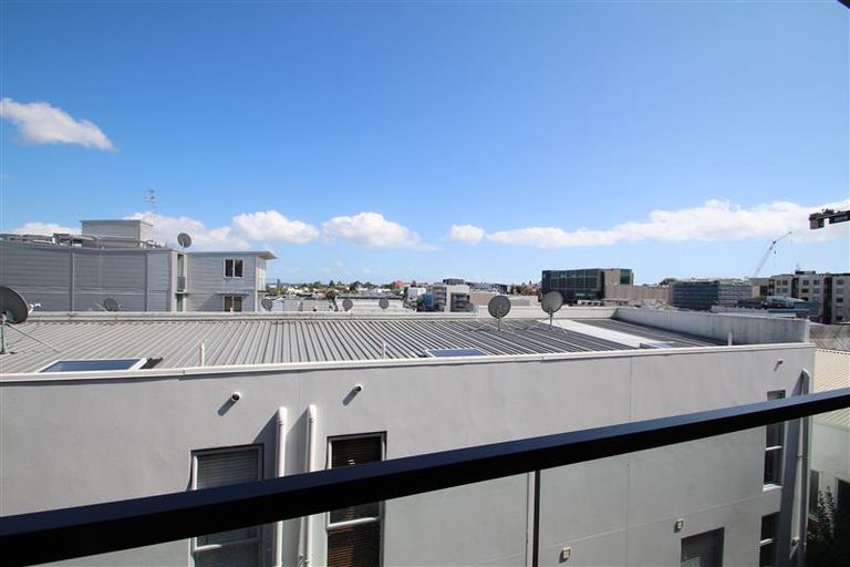 Photo of property in 11d Scanlan Street, Grey Lynn, Auckland, 1021