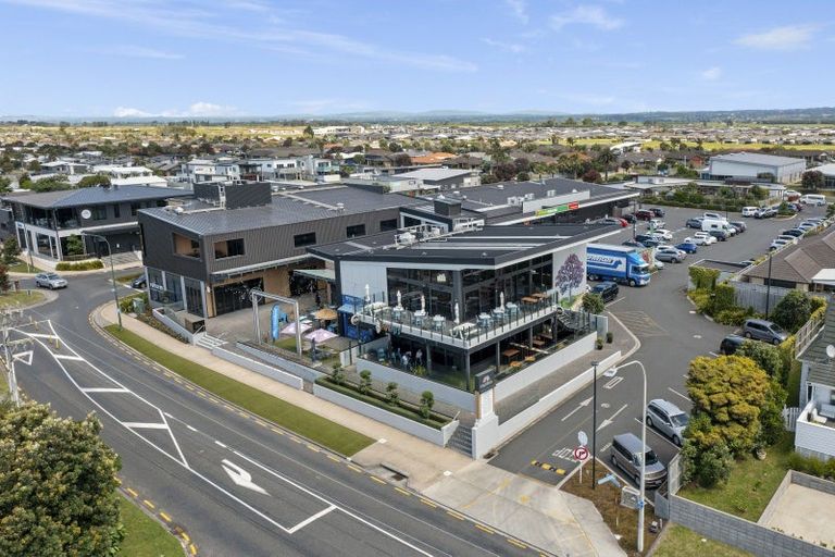 Photo of property in 1187 Papamoa Beach Road, Papamoa Beach, Papamoa, 3118