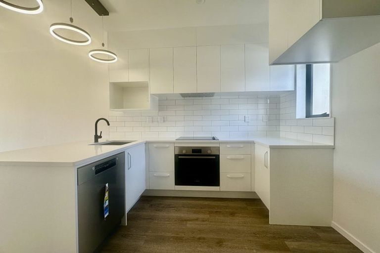 Photo of property in 49 Kiato Lane, Flat Bush, Auckland, 2019