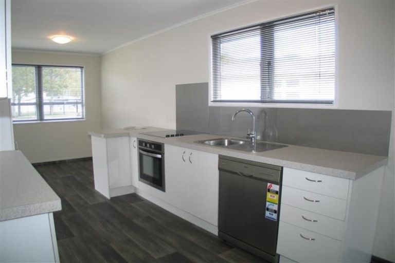 Photo of property in 27 Kent Street, Picton, 7220