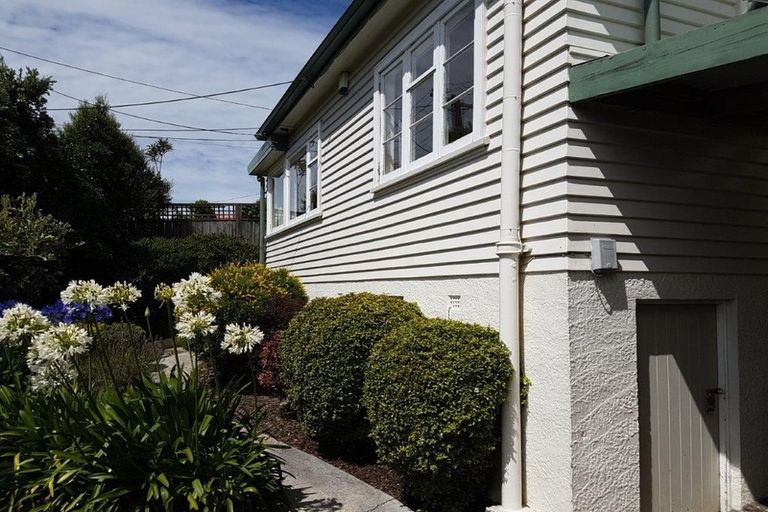 Photo of property in 43 Fraser Avenue, Johnsonville, Wellington, 6037