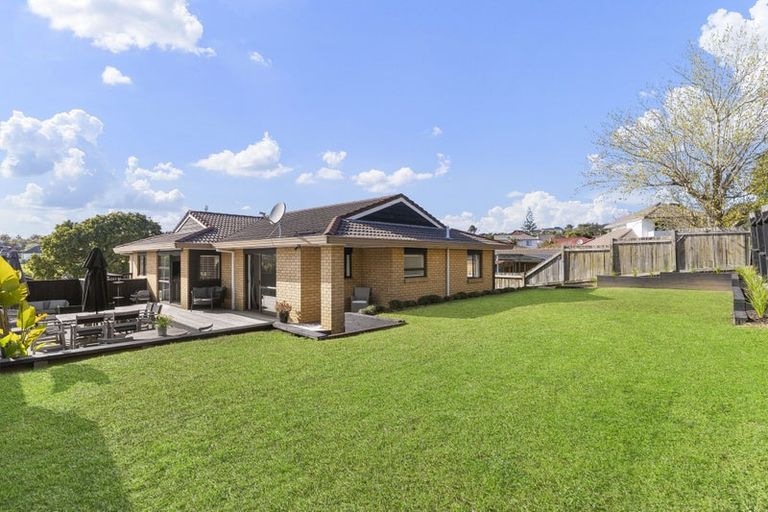Photo of property in 11 Leicester Parade, Somerville, Auckland, 2014