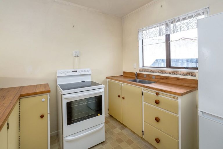 Photo of property in 13a Dixon Street, Carterton, 5713