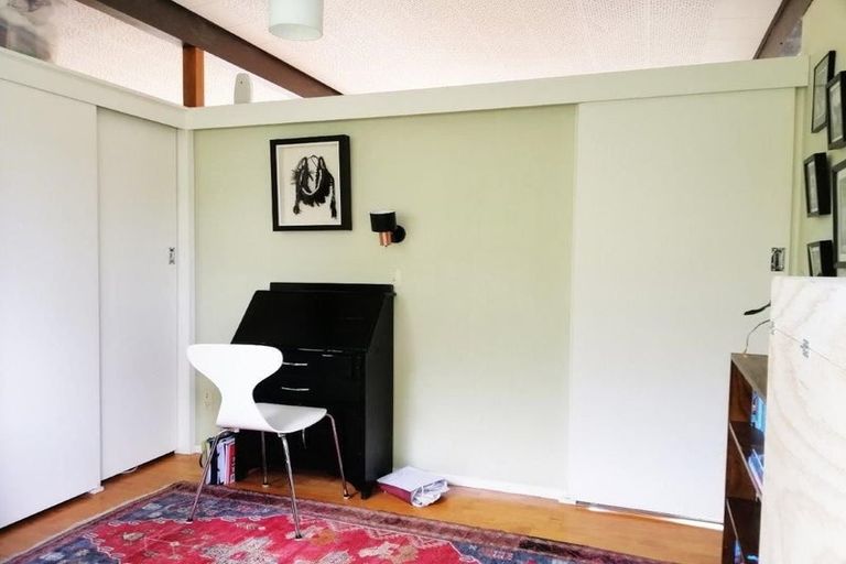 Photo of property in 10 Paramu Avenue, Birkdale, Auckland, 0626