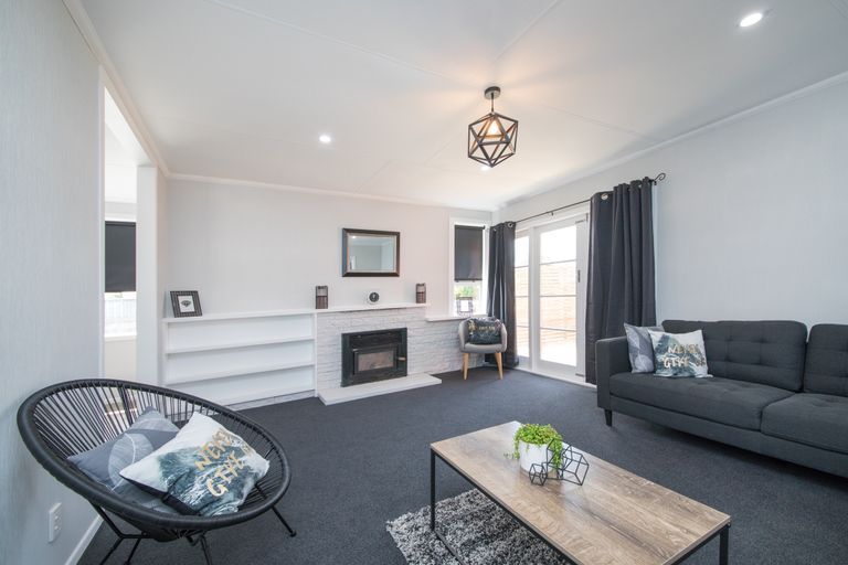 Photo of property in 22 Anakiwa Street, Kelvin Grove, Palmerston North, 4414