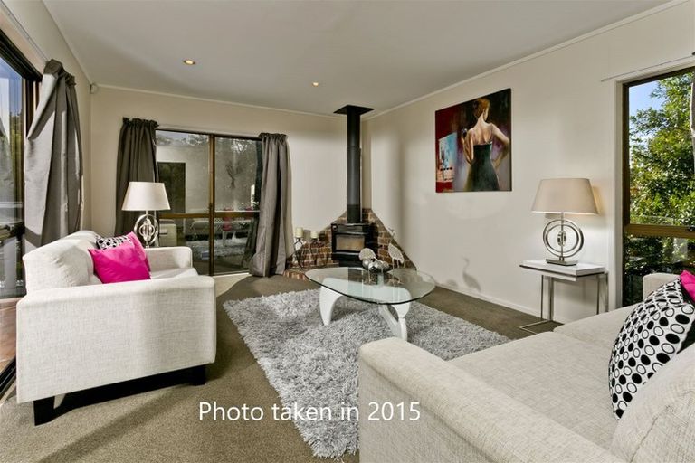 Photo of property in 81 Oaktree Avenue, Browns Bay, Auckland, 0630