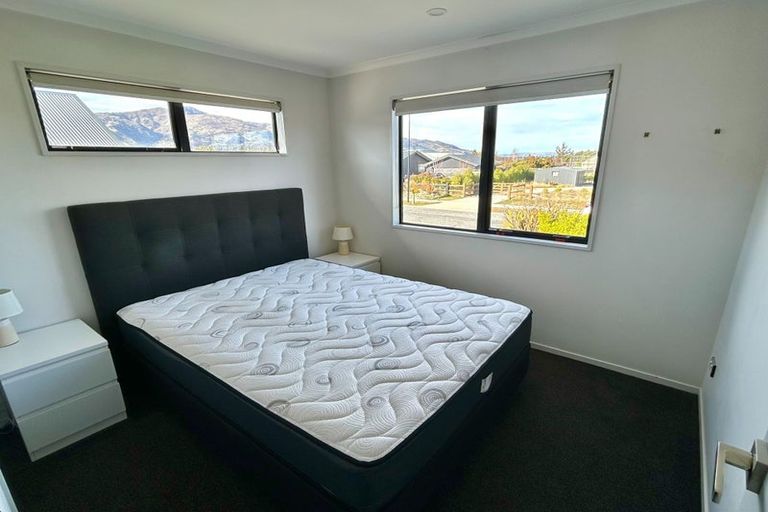Photo of property in 11 Brewster Crescent, Lake Hawea, 9382