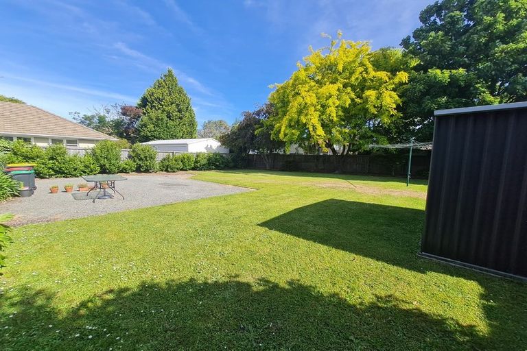 Photo of property in 6 Nyton Place, Bryndwr, Christchurch, 8053