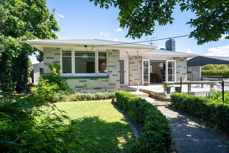 Photo of property in 4 Glover Street, Leamington, Cambridge, 3432