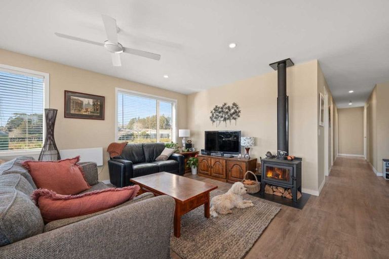 Photo of property in 34 Brookvale Lane, Taupaki, 0782