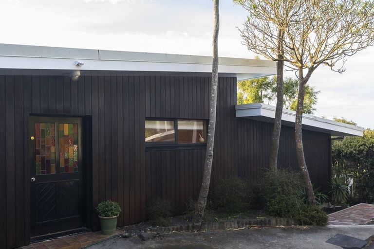 Photo of property in 126 Panorama Road, Clifton, Christchurch, 8081