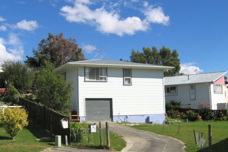 Photo of property in 50a Blueberry Grove, Timberlea, Upper Hutt, 5018