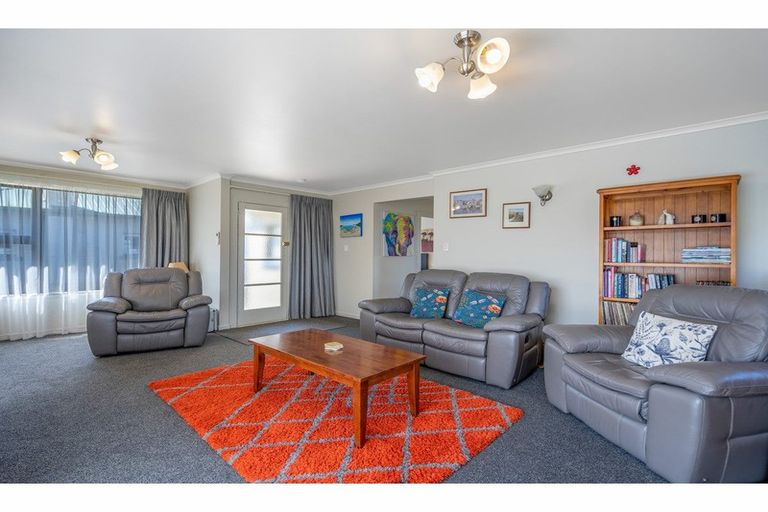 Photo of property in 1 Abbot Street, Waverley, Invercargill, 9810