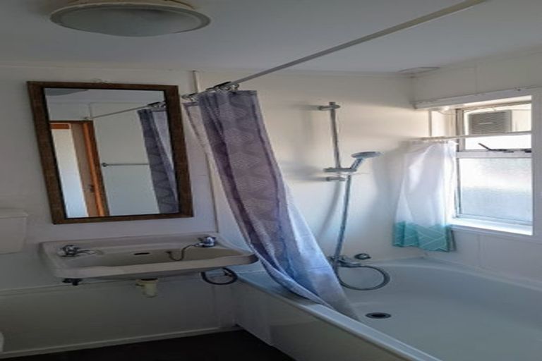 Photo of property in Melksham Towers, 401/131 Brougham Street, Mount Victoria, Wellington, 6011