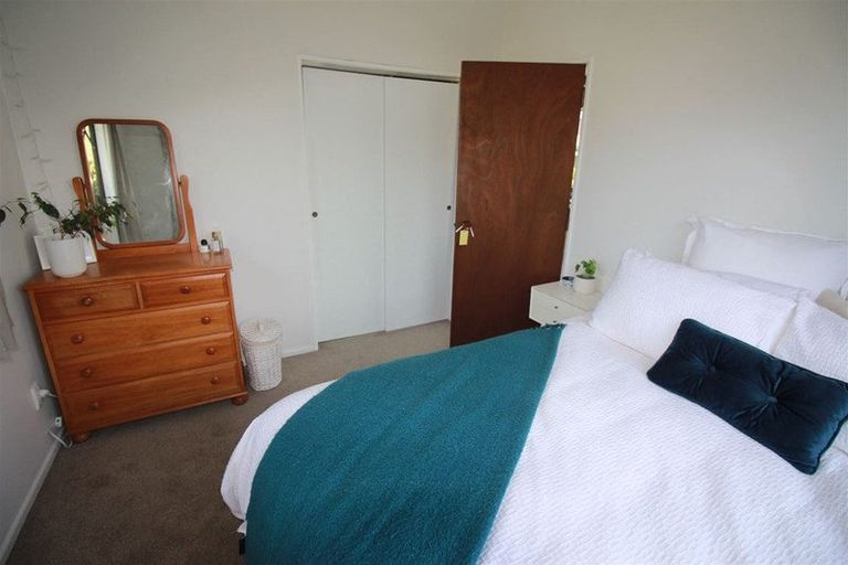 Photo of property in 10 Huia Street, Waikawa, Picton, 7220