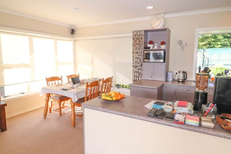 Photo of property in 10 Lockhart Place, Ngarimu Bay, Thames, 3575