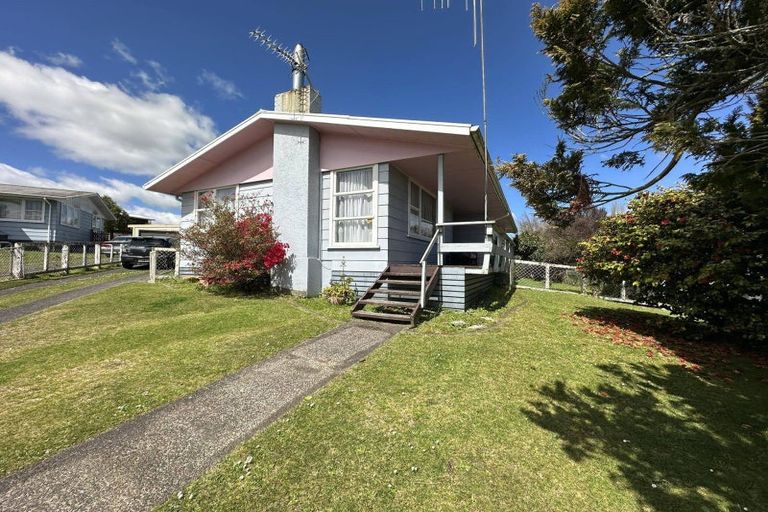 Photo of property in 5 Takahe Place, Tokoroa, 3420