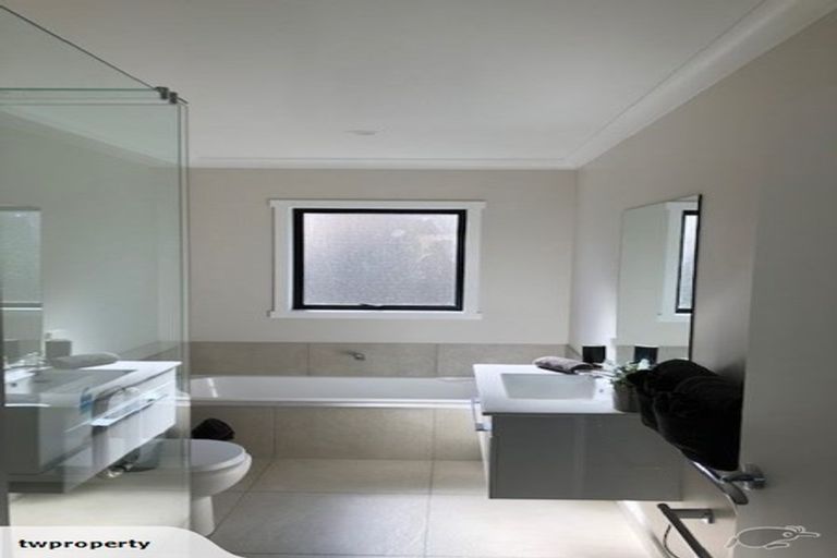 Photo of property in 51 Kent Terrace, Taradale, Napier, 4112