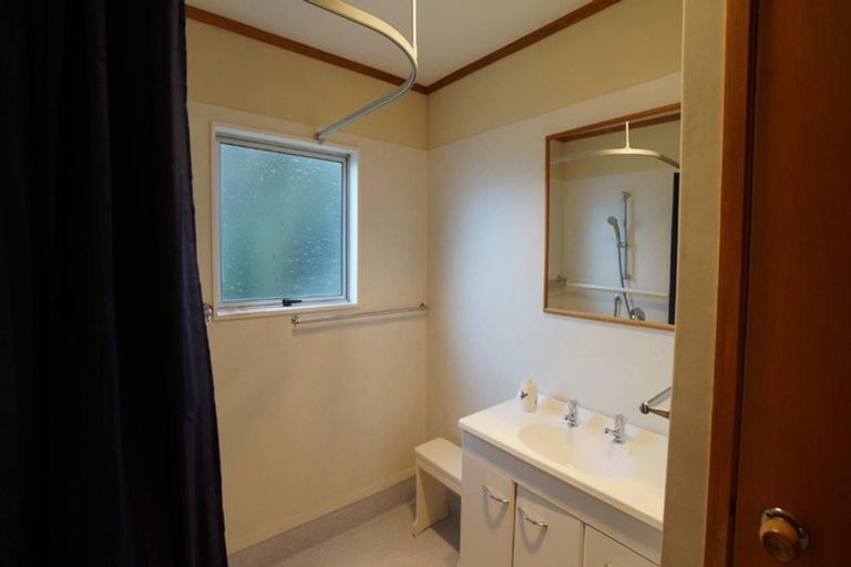 Photo of property in 12 Seaview Road, Ruakaka, 0116