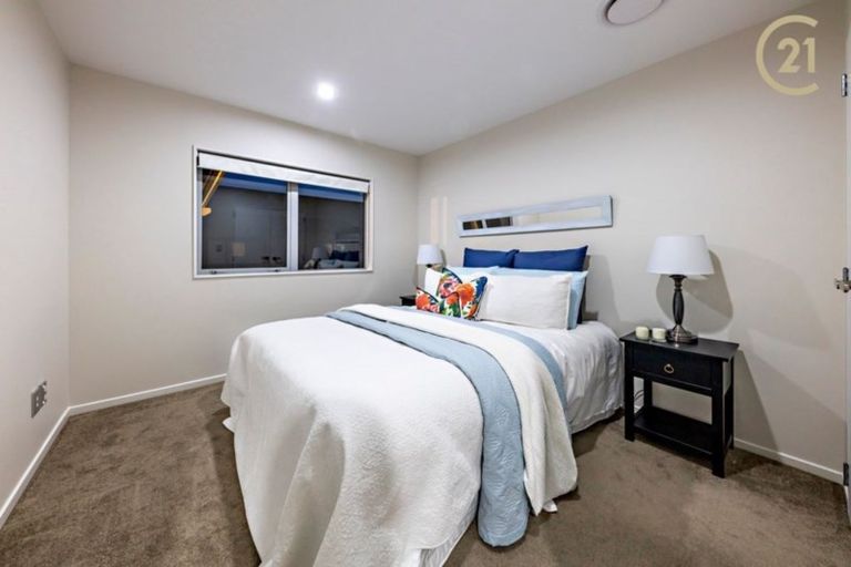 Photo of property in 134 Keri Vista Rise, Papakura, 2110