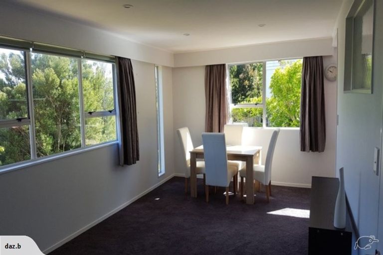 Photo of property in 5 Brydon Way, Paparangi, Wellington, 6037