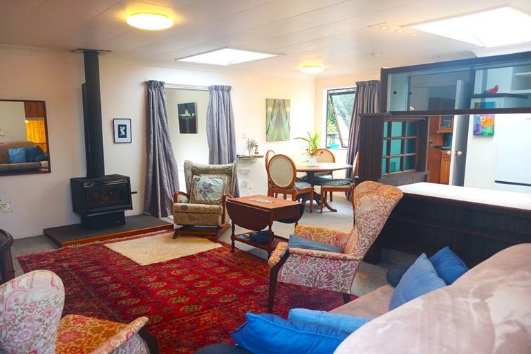 Photo of property in 67 Cable Bay Block Road, Cable Bay, 0420