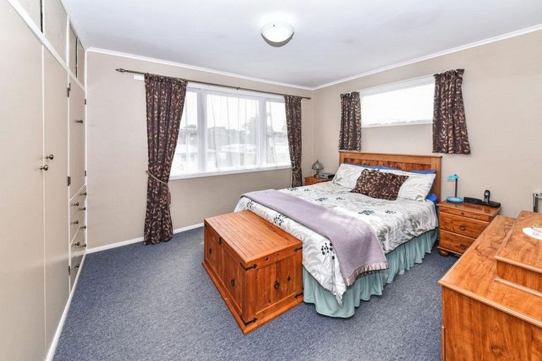 Photo of property in 32 Grande Vue Road, Hillpark, Auckland, 2102