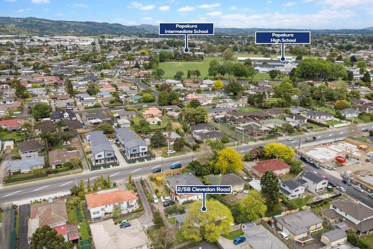 Photo of property in 2/58 Clevedon Road, Papakura, 2110