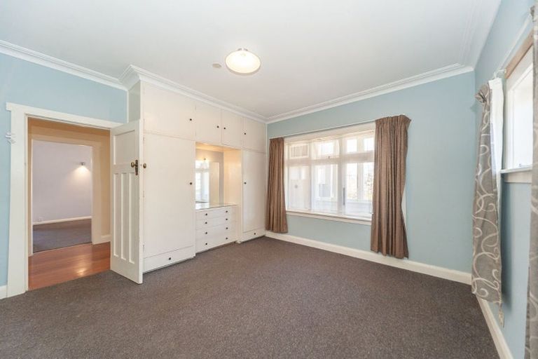 Photo of property in 237 Coutts Street, Rongotai, Wellington, 6022
