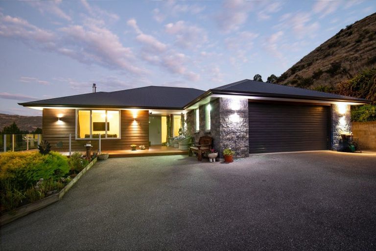 Photo of property in 9 Selkirk Street, Roxburgh, 9500