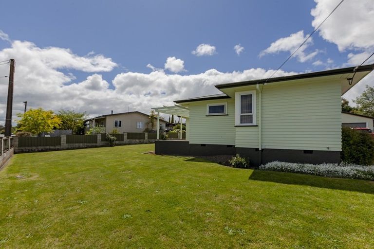 Photo of property in 61 Racecourse Road, Waipukurau, 4200