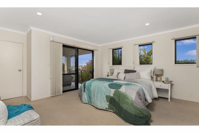 Photo of property in 2 Quarter Deck Lane, Gulf Harbour, Whangaparaoa, 0930