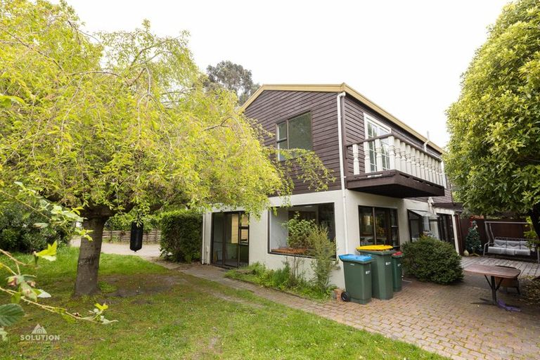 Photo of property in 10 Arawata Terrace, Fernhill, Queenstown, 9300