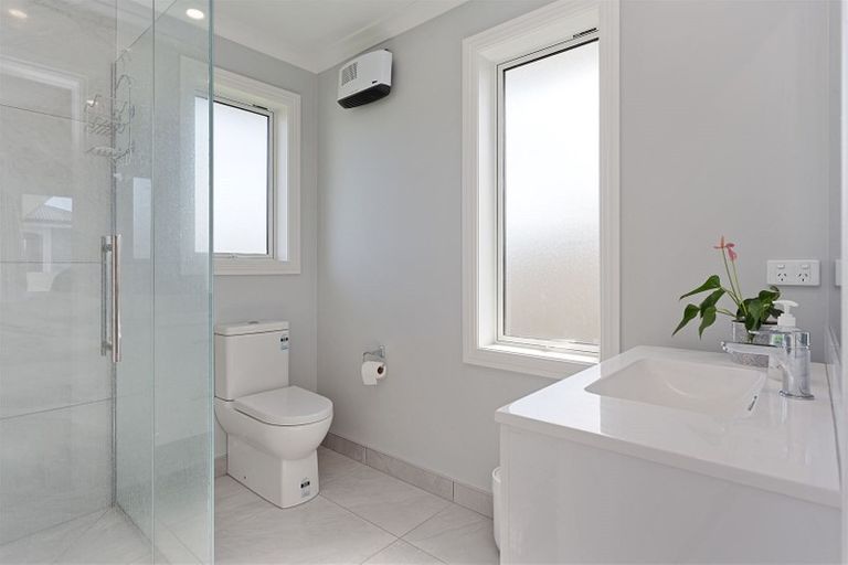 Photo of property in 58 Cassino Street, Rangiora, 7400