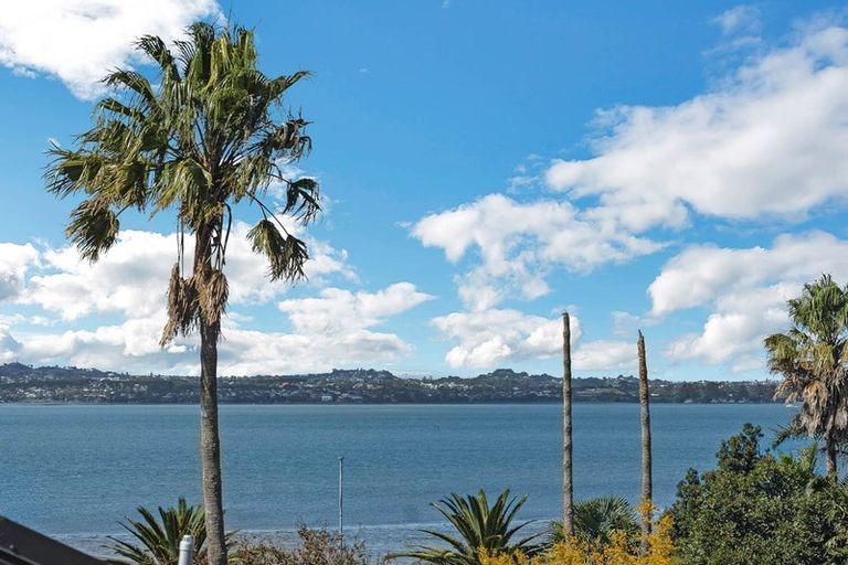 Photo of property in 56 Observation Green, Hobsonville, Auckland, 0616