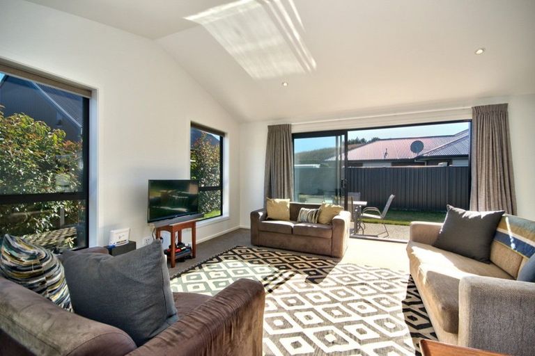 Photo of property in 3 Cotswold Court, Lower Shotover, Queenstown, 9304