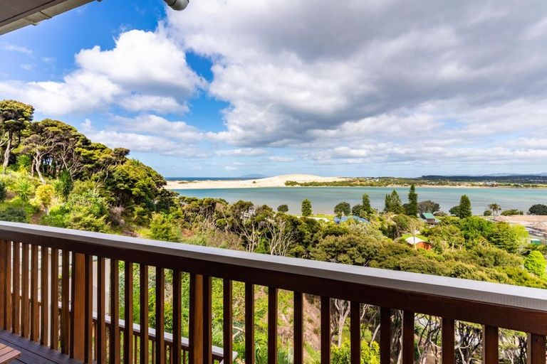 Photo of property in 70 Cheviot Street, Mangawhai Heads, Mangawhai, 0505