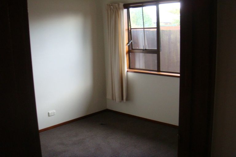 Photo of property in 43a Oakhampton Street, Hornby, Christchurch, 8042