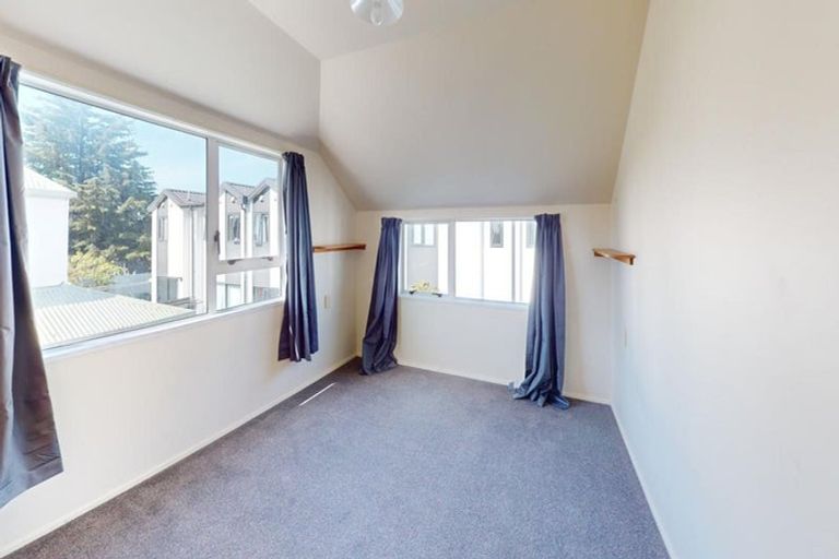 Photo of property in 106 Waltham Road, Sydenham, Christchurch, 8023