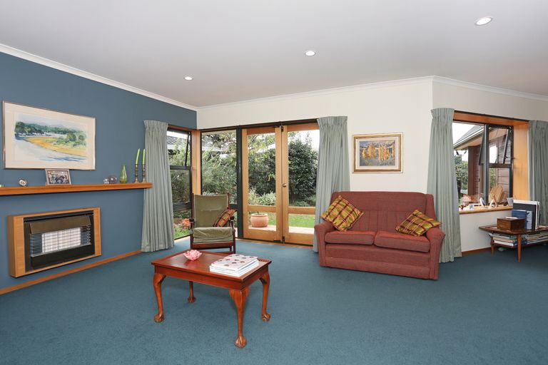 Photo of property in 41 Ihaka Street, Hokowhitu, Palmerston North, 4410