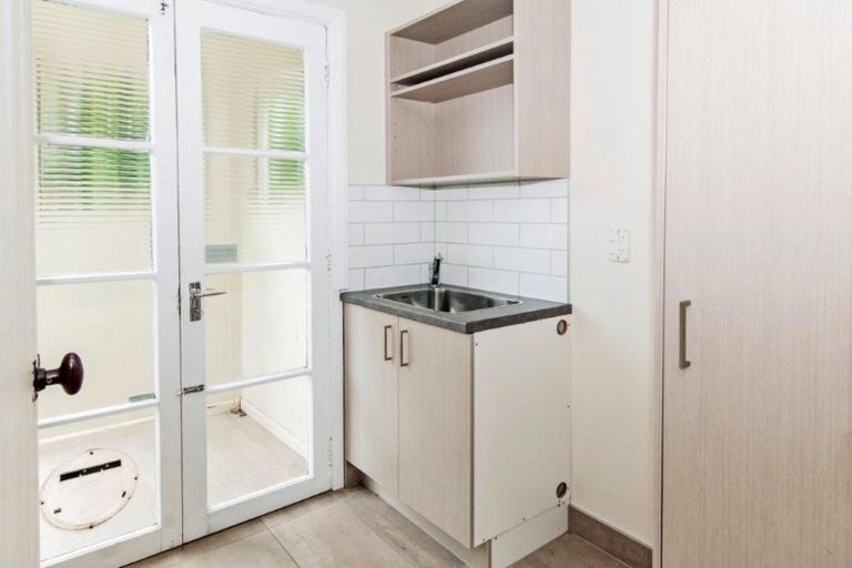 Photo of property in 56 Hastings Street, Southbridge, 7602