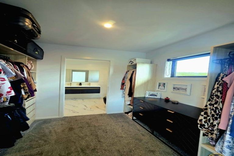 Photo of property in 290 Te Maire Road, Kahutara, Featherston, 5771