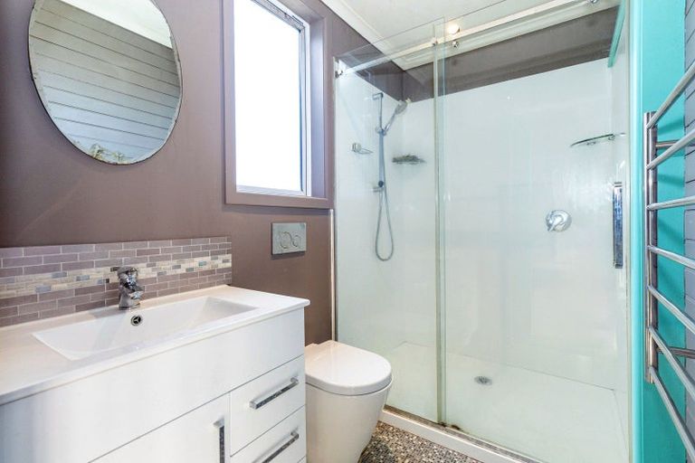 Photo of property in 71 Mckenzie Street, Geraldine, 7930