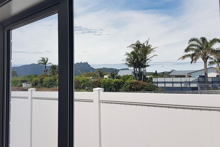 Photo of property in 41 Kaurinui Crescent, One Tree Point, 0118